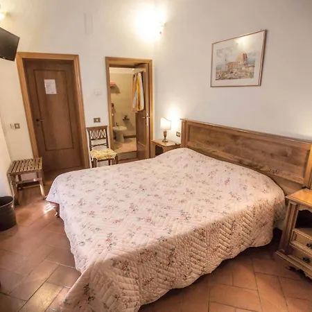Hotel Sabrina 3*